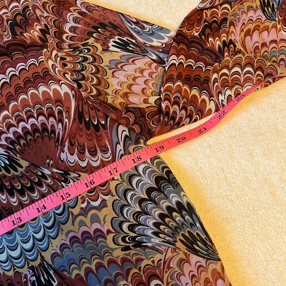 Eclair Long Sleeve Top, Sheer Layered Material. Earthy Boho Pattern, Women’s XL - Picture 7 of 9